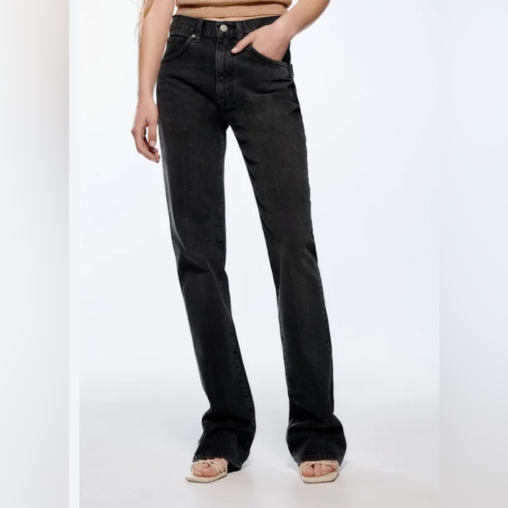 Zara Women's Black Straight Leg Jeans
